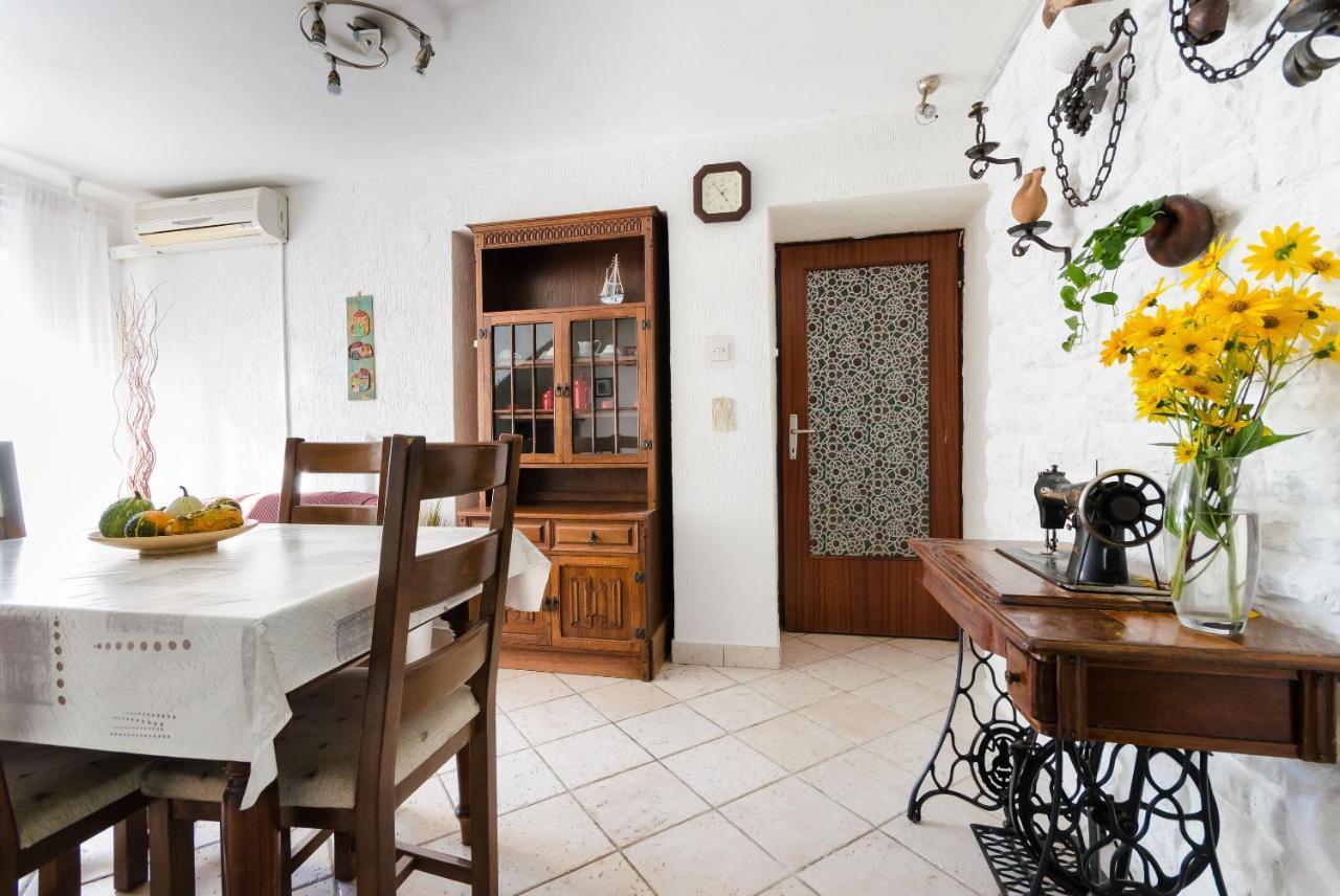 פלומין Apartment Josip מראה חיצוני תמונה