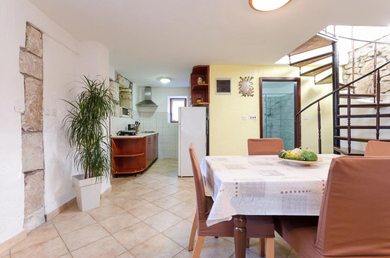 פלומין Apartment Josip מראה חיצוני תמונה